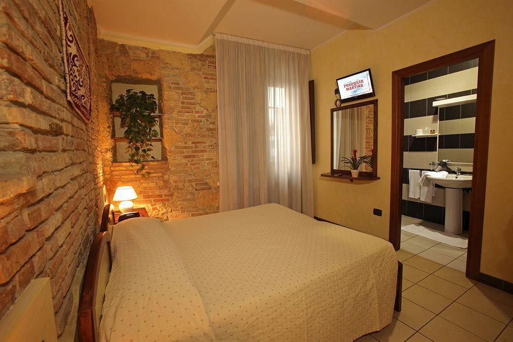 Arcobaleno Rooms Cagliari Zewnętrze zdjęcie
