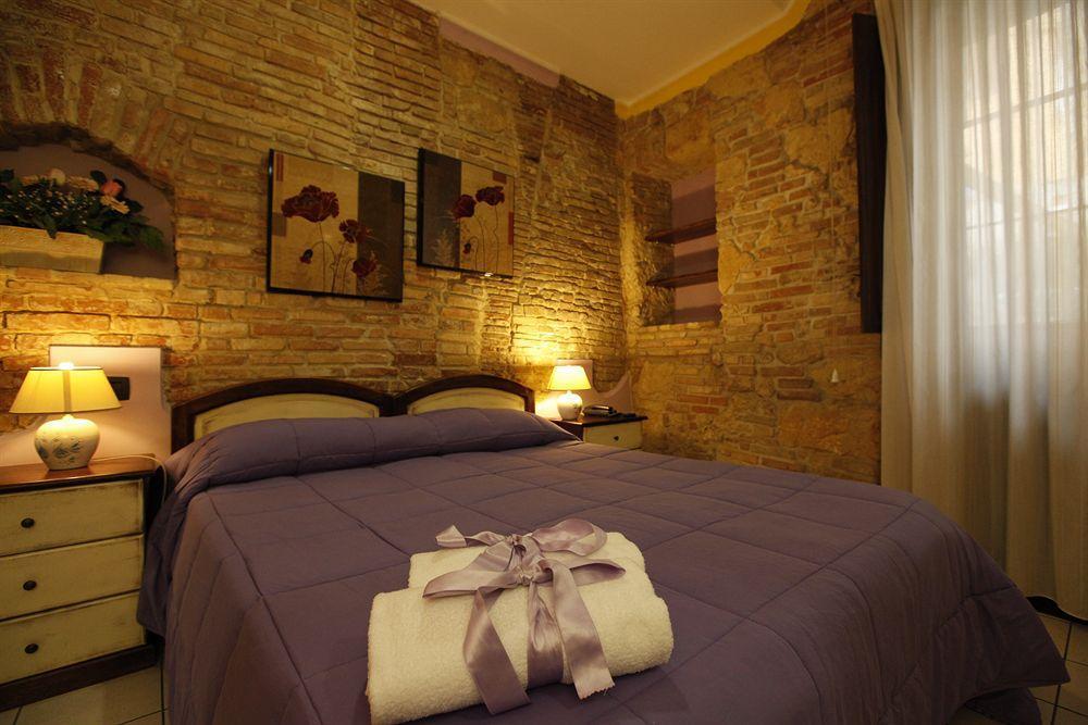 Arcobaleno Rooms Cagliari Zewnętrze zdjęcie
